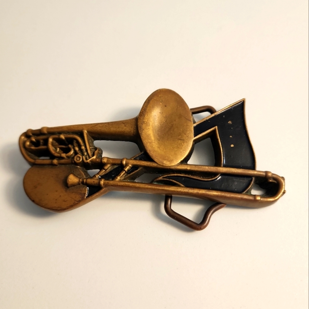 VINTAGE 1982 TROMBONE & MUSICAL NOTE BELT BUCKLE BY BARON BUCKLES, SOLID BRASS